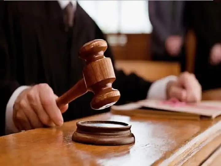 The court sentenced the accused to 10 years for duskarm a 13-year-old girl Surat Court: 13 વર્ષની બાળકી પર દુષ્કર્મ આચરનાર આરોપીને સુરત કોર્ટે ફટકારી આકરી સજા