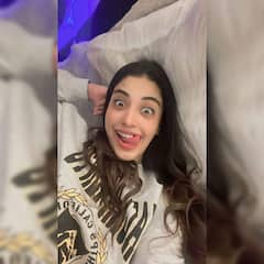 Daksha Nagarkar Photos: దక్ష ఏంటా చూపు కుర్రాళ్లని కుదురుగా ఉండనివ్వవా ఏంటి!