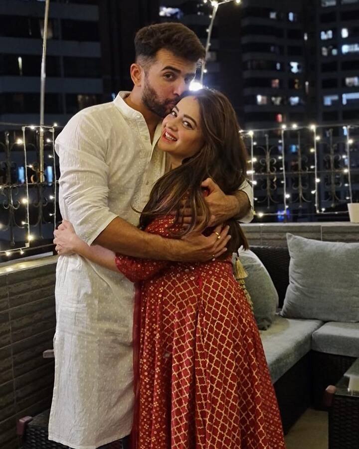 Mahi Vij : ફેમસ ટીવી એક્ટર અને સફળ હોસ્ટ જય ભાનુશાળીની પત્ની અભિનેત્રી માહી વિજને જાનથી મારી નાખવાની ધમકી મળી છે.