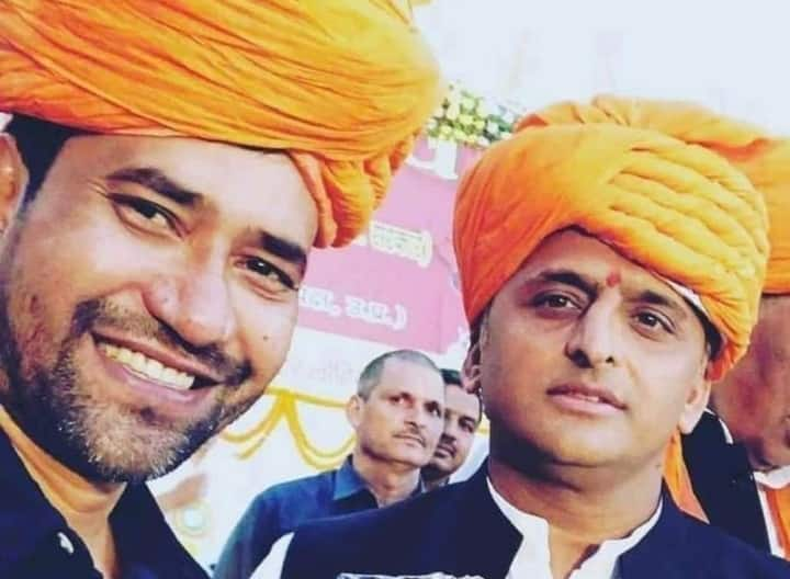 Dinesh Lal Yadav Nirahua Told Akhilesh Yadav Elder Brother, Wishes Happy Birthday in this way Akhilesh Yadav Birthday: निरहुआ ने अखिलेश यादव को बताया बड़ा भाई, इस अंदाज में दी जन्मदिन की बधाई