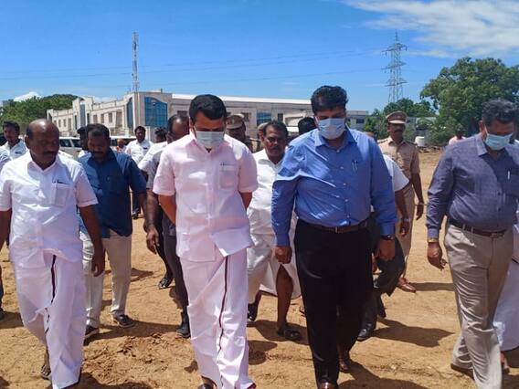 கரூரில் அரசு விழாவா, அரசியல் மாநாடா....அசத்தும் அமைச்சர்; ஒரே நாளில் ஒரு லட்சம் பயனாளிகளுக்கு நலத்திட்ட உதவி..! கரூரில் அரசு விழாவா, அரசியல் மாநாடா....அசத்தும் அமைச்சர்; ஒரே நாளில் ஒரு லட்சம் பயனாளிகளுக்கு நலத்திட்ட உதவி..!