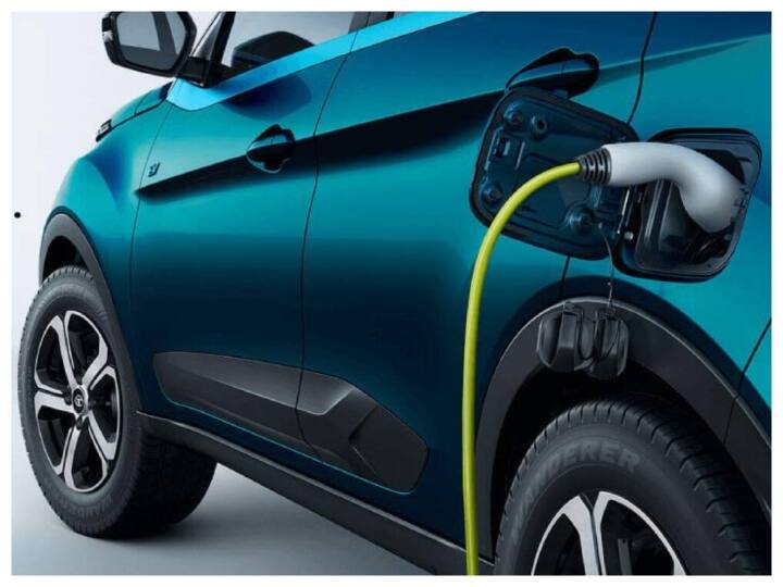  Fast Charging Technology Some American researcher developing a new technology for superfast charging to EVs Fast Charging Technology: इलेक्ट्रिक कार को चार्ज करना पेट्रोल भरवाने जितना होगा आसान, मिलेगी इतनी फास्ट चार्जिंग