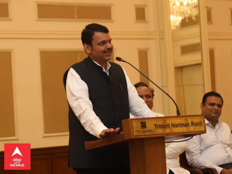 Maharashtra News After becoming DyCM, Devendra Fadnavis held his first meeting with BJP MLAs in Mumbai MAHARASHTRA : DyCM બન્યા બાદ દેવેન્દ્ર ફડણવીસની ભાજપના ધારાસભ્યો સાથે પ્રથમ બેઠક, જાણો શું કહ્યું