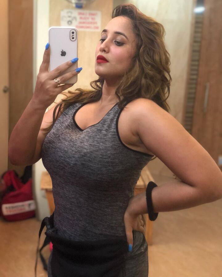 दरअसल एक वक्त था जब रानी चटर्जी को फिट नहीं होने की वजह से काफी ट्रोल होना पड़ा था. जिसके बाद रानी ने खुद को फिट कर ट्रोलर्स को करार जवाब दिया.