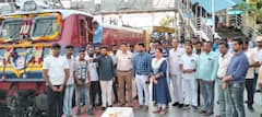 Birth Day For Train: విజయవాడలో 30 ఏళ్ల రైలుకు బర్త్‌డే వేడుకలు
