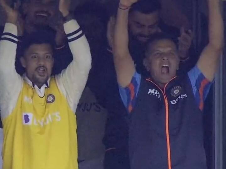 Rahul Dravid agressive Celebration on Rishabh Pant Century in Edgbaston Test Watch: ऋषभ पंत के शतक पर राहुल द्रविड़ का जोशीला रिएक्शन, ऐसा था पवेलियन का नजारा