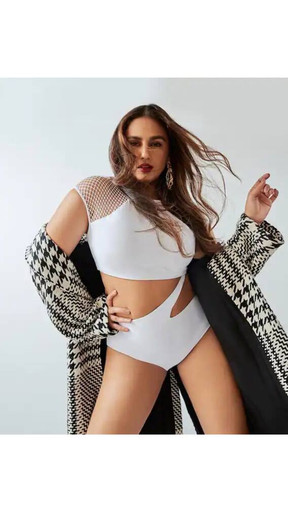 बॉलिवूड अभिनेत्री हुमा कुरेशीचा बोल्ड लूक