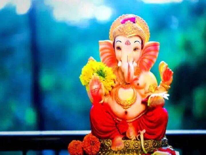 Vinayak Chaturthi 2022 know shubh muhurta tithi and time marathi news Vinayak Chaturthi 2022 : विनायक चतुर्थी कधी आहे? जाणून घ्या शुभ मुहूर्त, तिथी आणि वेळ