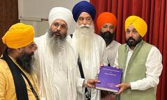 ਮੁੱਖ ਮੰਤਰੀ ਮਾਨ ਨੇ ਸਿੱਖ ਜਥੇਬੰਦੀਆਂ ਨੂੰ ਸੌਂਪੀ ਬੇਅਦਬੀ ਮਾਮਲੇ ਦੀ ਰਿਪੋਰਟ, ਰਾਮ ਰਹੀਮ ਪਾਸੋਂ ਕੀਤੀ ਗਈ ਪੁੱਛਗਿੱਛ ਸਬੰਧੀ ਸਮੁੱਚੀ ਕਰਵਾਈ ਦਾ ਵੇਰਵਾ ਜਾਰੀ