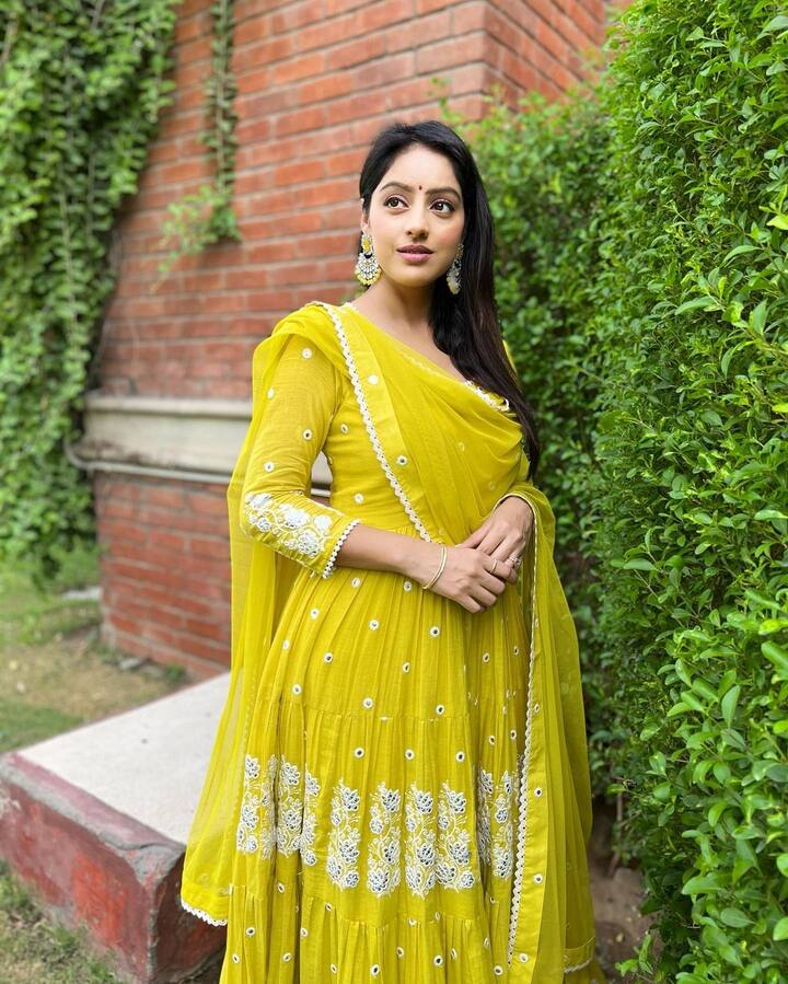 दीपिका अनेकदा तिचे फोटो आणि व्हिडिओ इन्स्टाग्रामवर चाहत्यांसोबत शेअर करत असते.(photo:deepikasingh150/ig)