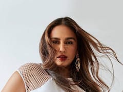 PHOTO: बॉलिवूड अभिनेत्री हुमा कुरेशीचा बोल्ड लूक; फोटो चर्चेत!