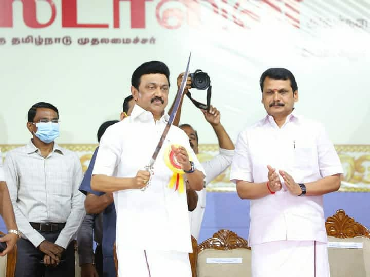 karur Chief Minister M K Stalin provided welfare assistance ‘மைக் முன்பு வாந்தி எடுப்பவர்களுக்கு நான் பதில் கூற மாட்டேன்’ -  கரூரில் முதல்வர் ஸ்டாலின் சூசகம்