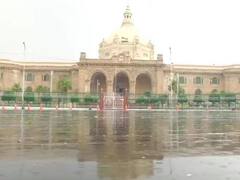 UP Weather Forecast Today: यूपी में बारिश के दौर पर लगा ब्रेक, जानें- क्यों बदला मौसम का मिजाज और आज कहां बरस सकते हैं बादल