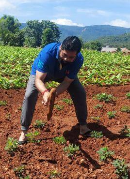 एकनाथ शिंदेंचे गावातील पैलू