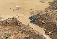 Manipur Landslide: মণিপুরে ধসের নিচে অন্তত ৫৫ জনের আটকে থাকার আশঙ্কা, উদ্ধারকাজে সেনা ও NDRF