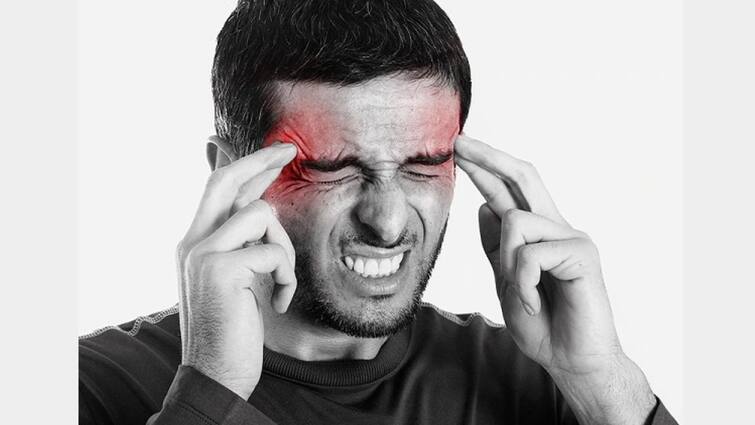Can Changing Weather Trigger Migraines? Ways To Prevent It, know in details Migraine: আবহাওয়া পরিবর্তের ফলে কি মাইগ্রেনের সমস্যা বাড়ে? কী করবেন?