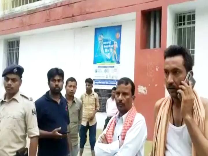 Katihar News: Murder in Azamnagar Block Katihar While Husband wife Return from Temple in the Morning ann Katihar News: कटिहार में पत्नी के सामने पति की गोली मारकर हत्या, मंदिर से सुबह पूजा कर लौट रहे थे दोनों