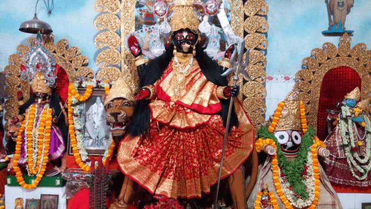 Bipodtarini Devi Puja Observed Today, Know its ritual, dates & importance Bipodtarini Devi Puja : মহামায়ারই আরেক রূপ দেবী বিপত্তারিণী, জানুন এই পুজোর দিন কী কী করতেই হবে