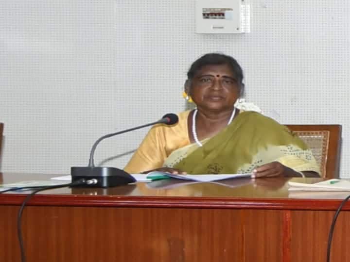 3 lakh fraud by using the name of Sivaganga collector Cybercrime police investigate! Crime: கலெக்டர் பெயரை சொல்லி அவரின் உதவியாளரிடமே  ரூ. 3 லட்சம் மோசடி - சிவகங்கையில் அதிர்ச்சி