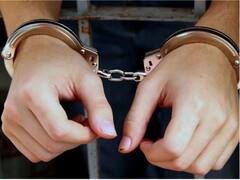 Crime News: नोएडा में अवैध रूप से रह रहे चीनी नागरिक जु-फाई का निजी सुरक्षाकर्मी गिरफ्तार, जासूसी में शामिल होने का भी शक