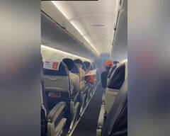 Smoke In Flight: মাঝ আকাশে বিমানে আগুন-আতঙ্ক, জরুরি অবতরণ দিল্লি বিমানবন্দরে