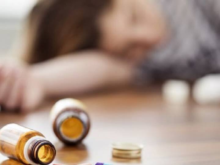 மதுரை : ஆண்களை கண்டாலே பிடிக்கல... சட்டக் கல்லூரி மாணவிகள் தற்கொலைக்கு முயன்றது ஏன்?