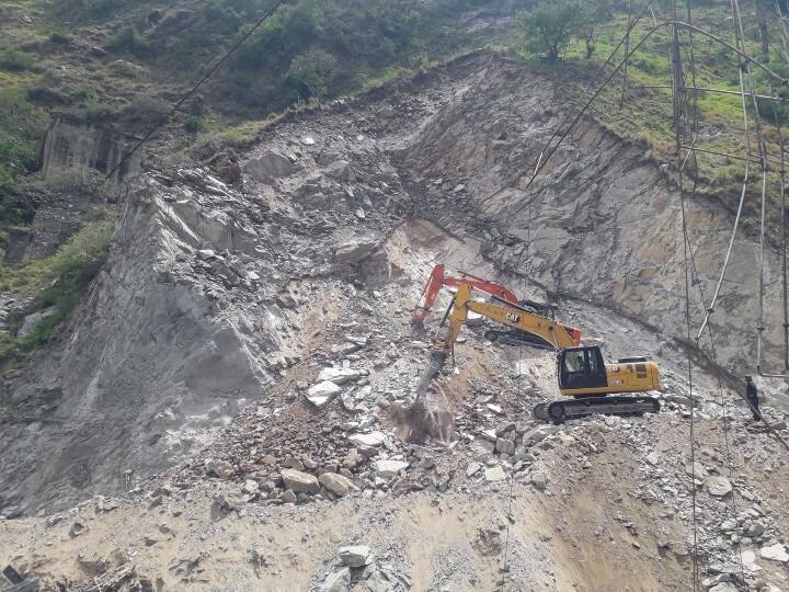 manipur-landslide-so-far-81-people-have-died-in-manipur-landslide-many-jawans-trapped-in-the-debris-cm-biren-singh-visited Manipur Landslide: ਜ਼ਮੀਨ ਖਿਸਕਣ ਦੀ ਘਟਨਾ 'ਤੇ CM ਬੀਰੇਨ ਸਿੰਘ, ਕਿਹਾ ਅਸੀਂ 81 ਲੋਕ ਖੋਹ ਦਿੱਤੇ, ਕਈ ਜਵਾਨਾਂ ਸਣੇ 55 ਲਾਪਤਾ