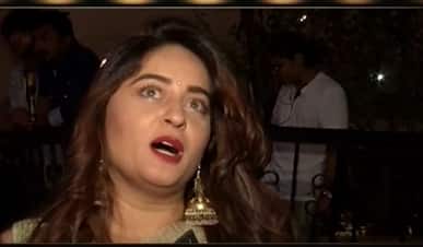 Mahhi Vij, Jay Bhanushali file FIR after cook allegedly threatens to kill them | Hot News