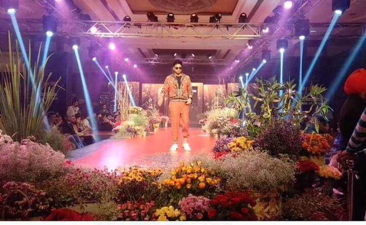 ਉਹਨਾਂ ਨੇ ਕਿਹਾ ਕਿ ਹਰ ਕੋਈ ਉਹਨਾਂ ਦੇ ਸੰਗੀਤ ਦਾ ਆਨੰਦ ਮਾਣਦਾ ਸੀ, ਪੰਜਾਬੀ ਇੰਡਸਟਰੀ ਨੇ ਇੱਕ ਮਹਾਨ ਕਲਾਕਾਰ ਨੂੰ ਗੁਆ ਦਿੱਤਾ ਹੈ। ਜੋ ਵੀ ਦੋਸ਼ੀ ਹੈ ਉਸ ਨੂੰ ਸਜ਼ਾ ਮਿਲਣੀ ਚਾਹੀਦੀ ਹੈ ਅਤੇ ਮਾਮਲੇ ਦੀ ਜਾਂਚ ਕੀਤੀ ਜਾ ਰਹੀ ਹੈ।ਜੱਸੀ ਗਿੱਲ ਆਉਣ ਵਾਲੇ ਦਿਨਾਂ ਵਿੱਚ ਸਲਮਾਨ ਖਾਨ ਨਾਲ ਵੱਡੇ ਪਰਦੇ ਦੀ ਇੱਕ ਫਿਲਮ ਵਿੱਚ ਵੀ ਨਜ਼ਰ ਆ ਸਕਦੇ ਹਨ, ਜਿਸ ਬਾਰੇ ਜੱਸੀ ਨੇ ਕਿਹਾ ਕਿ ਸਲਮਾਨ ਭਾਈ ਸਾਰਿਆਂ ਦੇ ਭਰਾ ਹਨ ਅਤੇ ਜਦੋਂ ਮੈਂ ਉਨ੍ਹਾਂ ਨੂੰ ਮਿਲਿਆ ਤਾਂ ਉਹ ਮੇਰੇ ਲਈ ਵੱਡੇ ਭਰਾ ਵਾਂਗ ਸਨ ਹਾਲਾਂਕਿ ਜੱਸੀ ਨੇ ਫਿਲਮ ਬਾਰੇ ਕੁਝ ਵੀ ਕਹਿਣ ਤੋਂ ਇਨਕਾਰ ਕਰ ਦਿੱਤਾ।