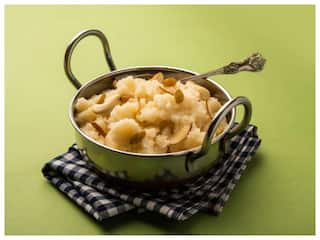 Kesari Halwa Recipe: बारिश के मौसम में टेस्टी केसरी हलवा का लीजिए मजा, वजन घटाने के लिए अच्छी चीज