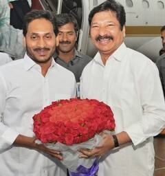 CM Jagan Pics: ముగిసిన సీఎం జగన్ ప్యారిస్ పర్యటన, ప్రత్యేక విమానంలో అమరావతికి