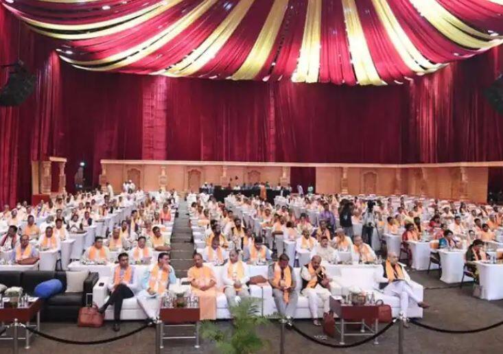 spy caught  in bjp national executive meeting handed over  to police Breaking News: BJP રાષ્ટ્રીય કાર્યકારીણીની બેઠકમાંથી જાસૂસ પકડાયો, પોલીસના હવાલે કરાયો