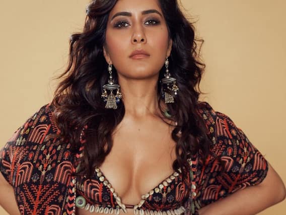 Rashi khanna: రాశిని ఇంత హాట్గా ఇంతకుముందెప్పుడైనా చూశారా? చూడకపోతే మిస్సయిపోతారు Rashi khanna: రాశిని ఇంత హాట్గా ఇంతకుముందెప్పుడైనా చూశారా? చూడకపోతే మిస్సయిపోతారు