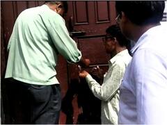 Bulandsahr News: शातिर चोर सलमान और ड्रग्स क्वीन सितारा की संपत्ति कुर्क, जानें- क्या-क्या किया गया सील?