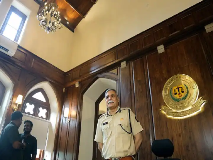 Mumbai News: ईडी ने किया मुंबई के पूर्व पुलिस आयुक्त संजय पांडेय को तलब, दो दिन पहले ही हुए हैं रिटायर
