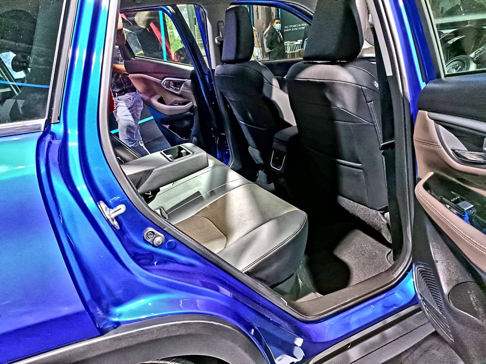 Toyota Urban Cruiser Hyryder First Review: टोयोटा अर्बन क्रूजर हाइराइडर में 7 चीजें जो हमने देखी