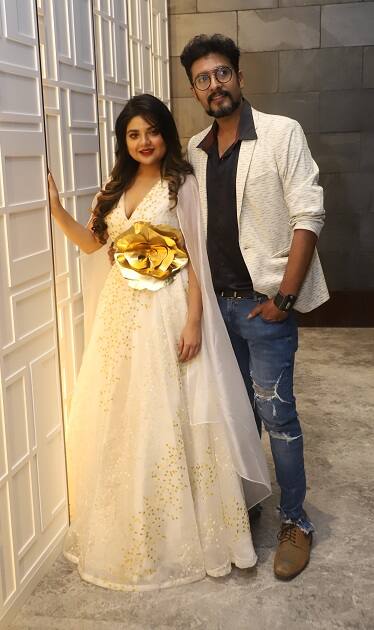 ছবি সুরের দায়িত্বে রয়েছেন অম্রাল চক্রবর্তী। কাহিনি ও পরিচালনা সৌপ্তিক সি, প্রযোজনা রণিতা দাস। অভিনয়ে পায়েল সরকার, ঐশ্বর্য্য সেন, রিচা শর্মা, রানা বসু ঠাকুর, রণিতা দাস ও অন্যান্যরা।