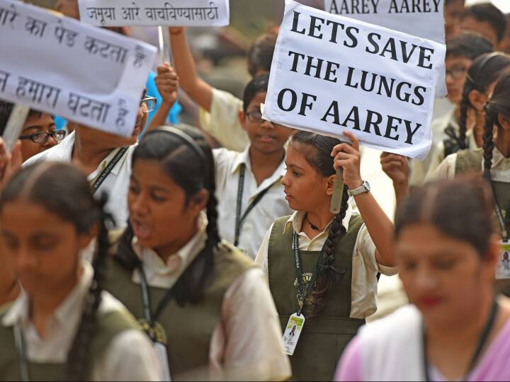 Aarey  Metro Car Shed  cutting trees  the Supreme Court, hearing may be held soon Aarey Metro Car Shed : आरेतील वृक्षतोड प्रकरण सुप्रीम कोर्टात, लवकरच सुनावणीची शक्यता