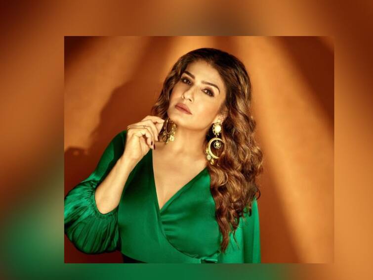 raveena tandon remember about she physically harassed in local and bus Raveena Tandon : 'लोकल आणि बसमध्ये शारीरिक छळ, छेडछाड....'; अभिनेत्री रविना टंडननं सांगितला अनुभव