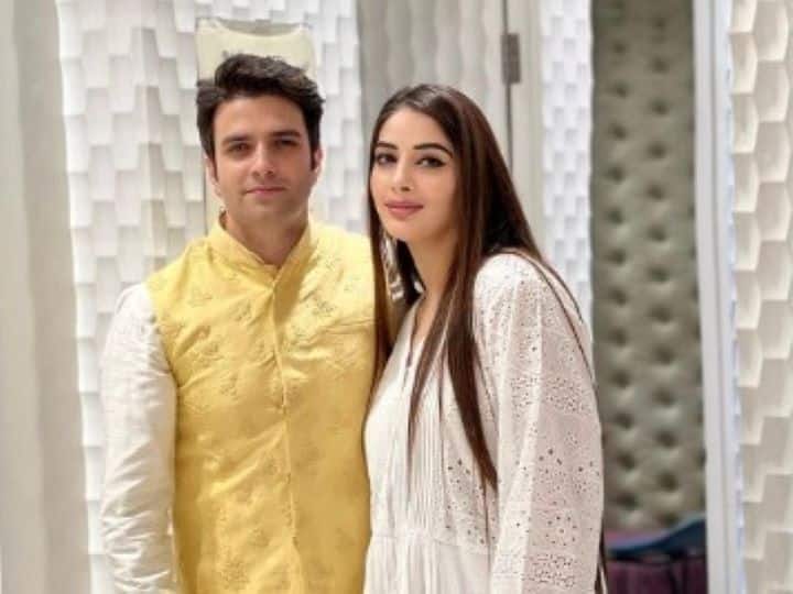 IAS Athar Amir Gets Engaged, Months After Tina Dabi's Marriage. Know About His Fiancee Dr Mehreen Qazi