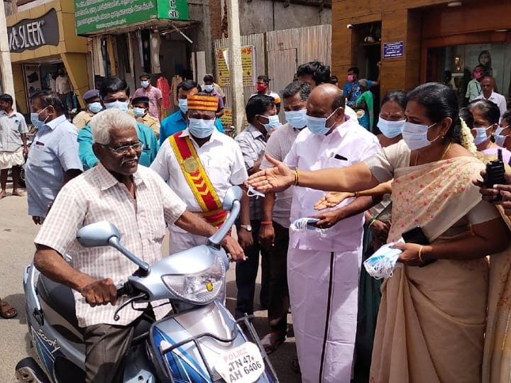 கரூரில் இன்று புதிதாக 4 பேருக்கும், நாமக்கல்லில் 24 பேருக்கும் உறுதியானது கொரோனா தொற்று