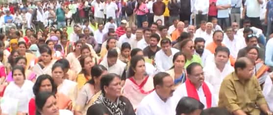 Maharashtra Murder Case: Thousands of people gathered to mourn for Umesh Kolhe | ABP News