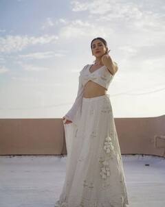 In Pics: ਵ੍ਹਾਈਟ ਲਹਿੰਗੇ 'ਚ ਅਪਸਰਾ ਜਿਹੀ ਖੂਬਸੂਰਤ ਲੱਗੀ ਪੰਜਾਬੀ ਅਦਾਕਾਰਾ Parul Gulati, ਤਸਵੀਰਾਂ ਹੋਈਆਂ ਵਾਇਰਲ