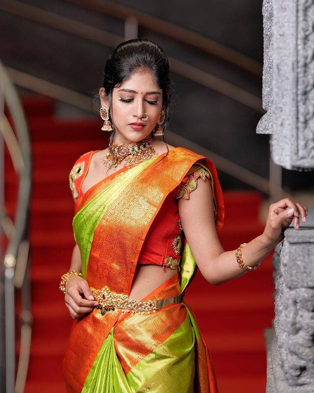 రీసెంట్ గా ఈమె నటించిన 'సమ్మతమే' అనే సినిమా ప్రేక్షకుల ముందుకొచ్చింది. (Photo Courtesy: Chandini Chowdary Instagram)