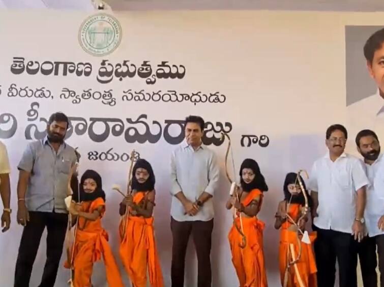 Hyderabad: Minister KTR pays floral tributes to Alluri Sitarama Raju on 125 birth anniversary KTR On Alluri: తెలంగాణలో అల్లూరి భవన్‌ త్వరలోనే, మంత్రి కేటీఆర్ వెల్లడి - ట్యాంక్‌బండ్‌పై నివాళులు