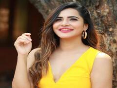 Ashu Reddy Photos: పవన్ కళ్యాన్ టాటూ అక్కడ వేయించుకున్నావేంటి అషు!