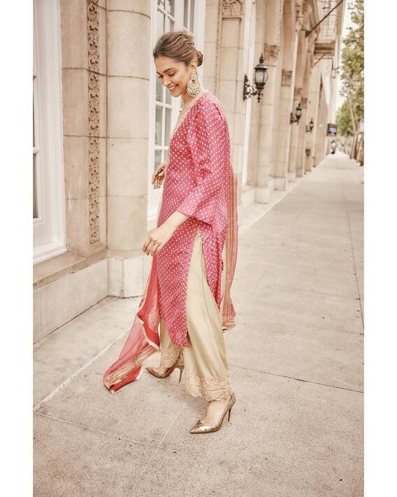 Deepika Padukone Slays American Streets In Indian Ethnic Wear
