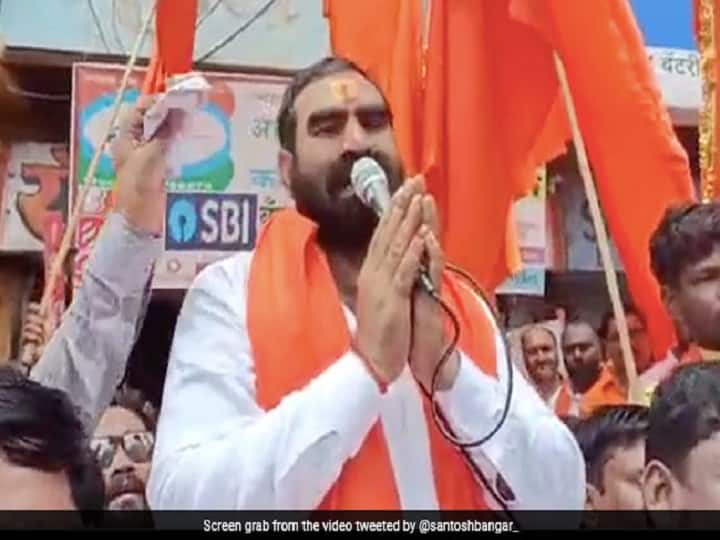 On Camera MLA Wept For Uddhav Thackeray He Switched Sides In Trust Vote Uddhav Thackarey : கேமரா முன்பு உத்தவ் தாக்கரேவுக்காக கதறி கதறி அழுதுவிட்டு...நம்பிக்கை வாக்கெடுப்பில் பல்டி அடித்த எம்எல்ஏ