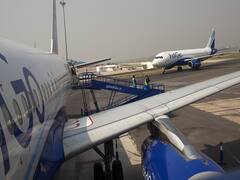 Indigo Flights: इंडिगो के सैकड़ों कर्मचारियों ने बीमारी का बहाना बताकर क्यों ली छुट्टी, जानिए वजह