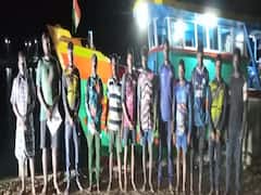 Fishermen Arrested : இலங்கை சிறையில் அடைக்கப்பட்ட 12 தமிழக மீனவர்கள்..